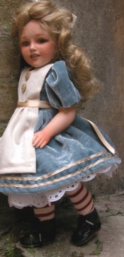 bambola in porcellana