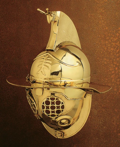 gladiator_thraex_helmet.jpg
