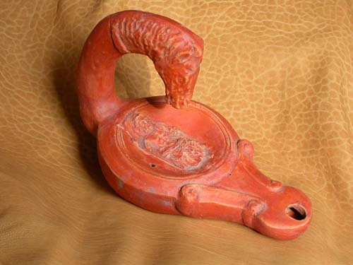 lucerna_equina_01.jpg